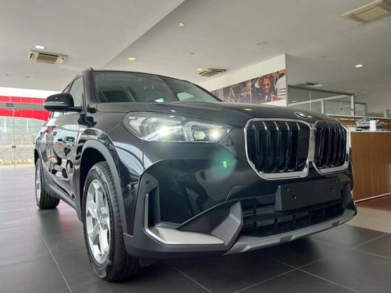 BMW X1 2.0 16V TURBO GASOLINA SDRIVE20I GP STEPTRONIC BMW X1 2.0 16V TURBO GASOLINA SDRIVE20I GP STEPTRONIC